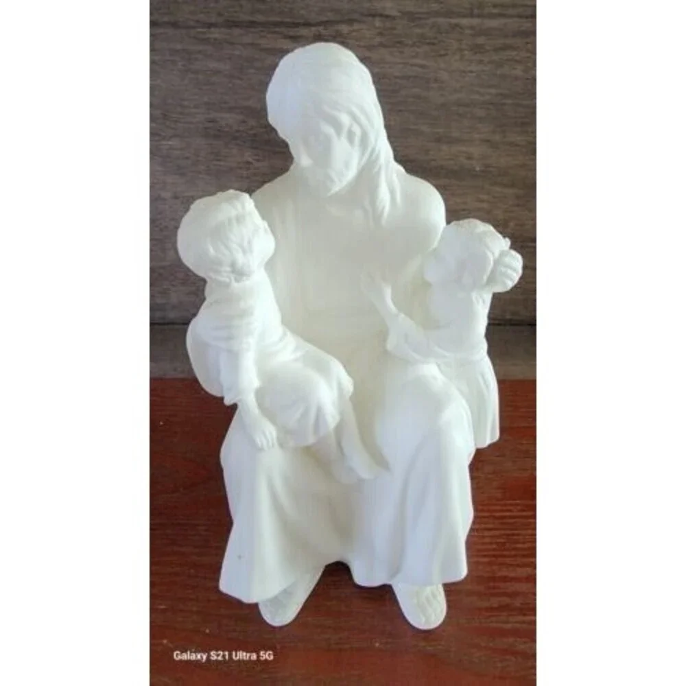 Lenox Fine Bone China - The Children's Blessing Figurine - Vintage 1989